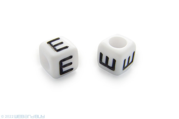 2 x Buchstabenperle "E" Kunststoffwürfel ca. 6mm mit Loch ca. 3,2mm
